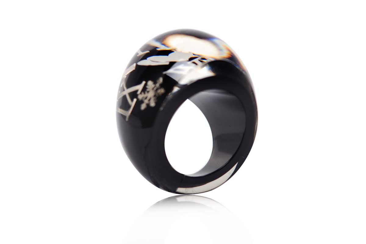 Anillo "CAPSULA" Negra (M23824)