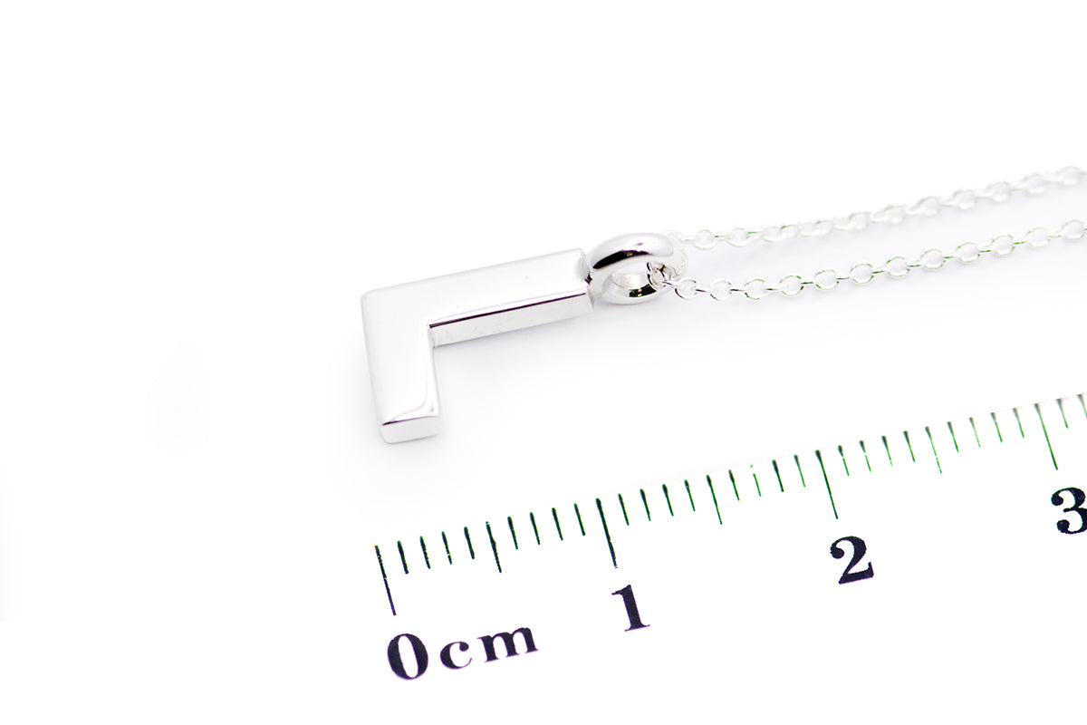 Gargantilla con Dije letra "L" en Plata .925 (M35638)