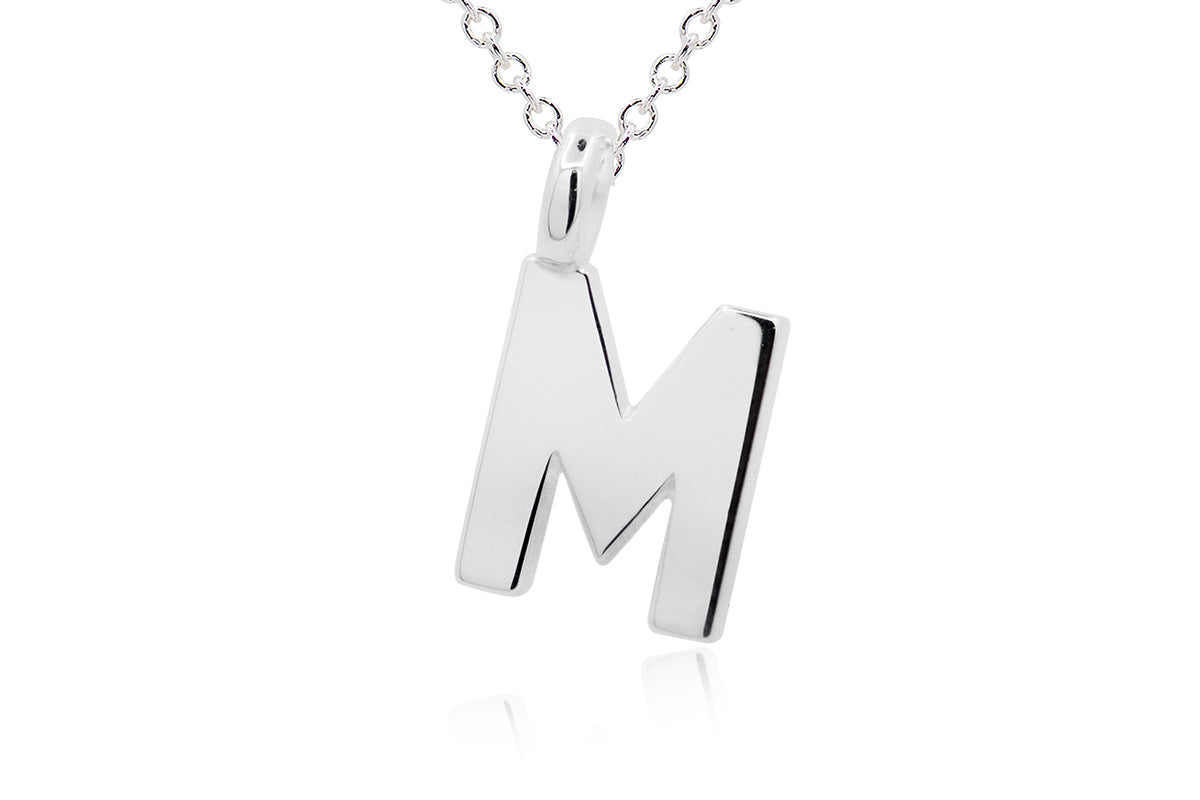 Gargantilla con Dije letra "M" en Plata .925 (M35639)