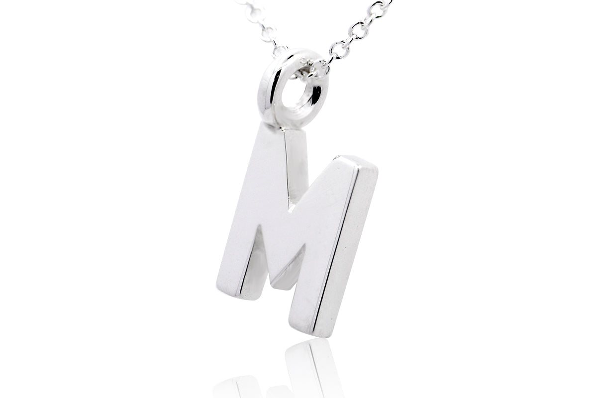 Gargantilla con Dije letra "M" en Plata .925 (M35639)