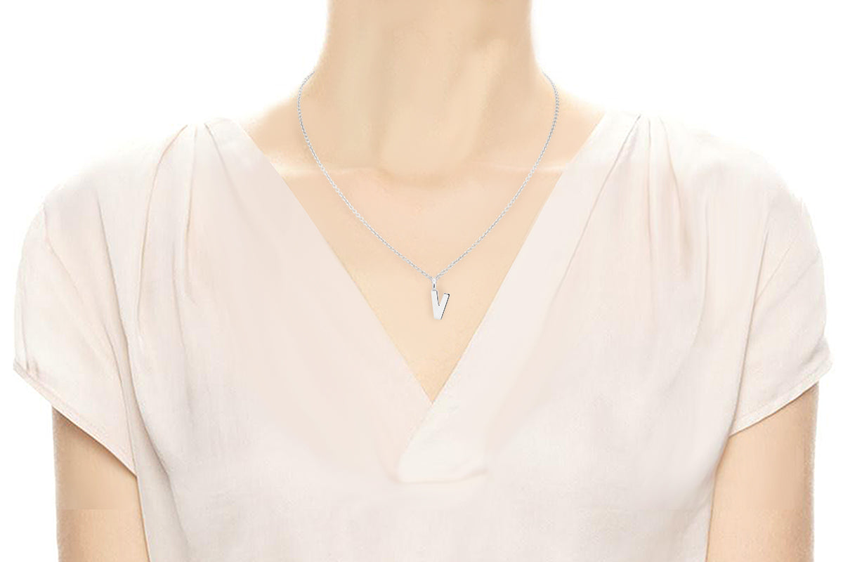 Gargantilla con Dije letra "V" en Plata .925 (M35645)