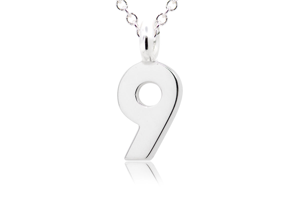 Gargantilla con Dije número "9" en Plata .925 (M35656)