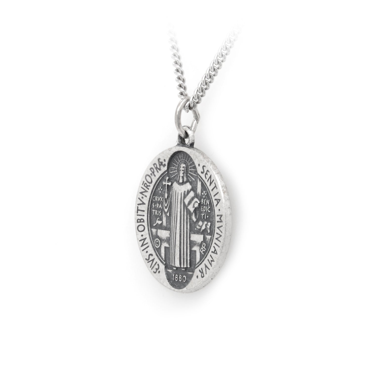 Medalla San Benito 18mm en plata .925 con cadena (M38514)