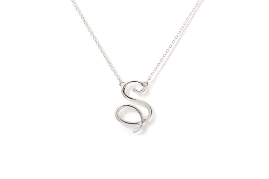 Gargantilla "LETRA S" cursiva en plata .925 (24980)