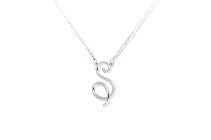 Gargantilla "LETRA S" cursiva en plata .925 (24980)