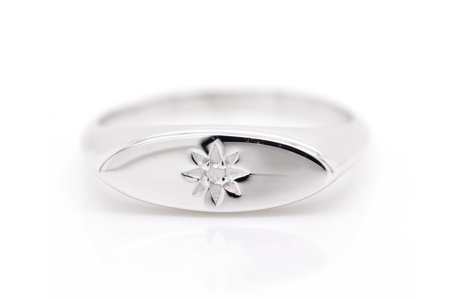 Anillo "FLOWER" en plata fina (37249)