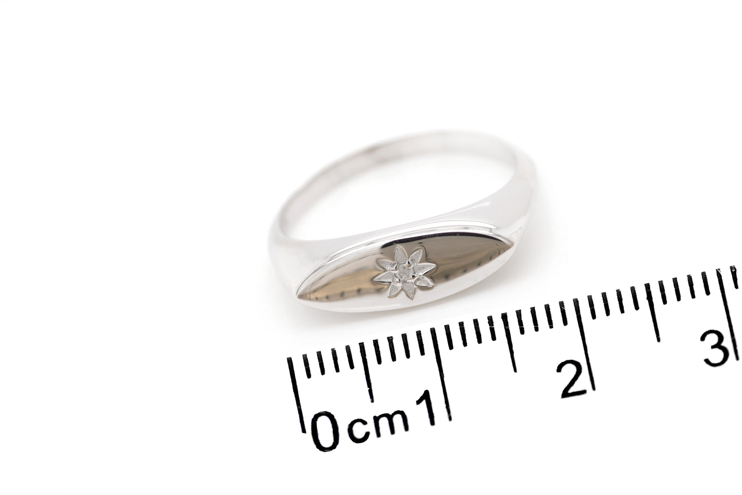 Anillo "FLOWER" en plata fina (37249)