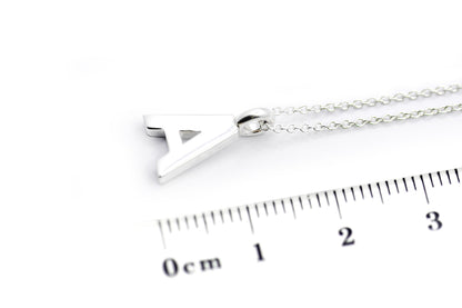 Gargantilla con Dije letra "A" en Plata (M35631)