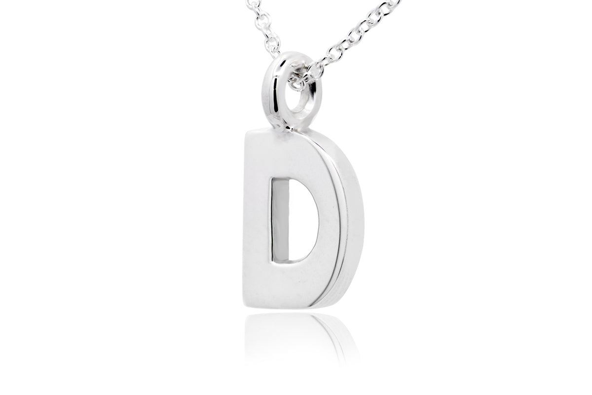 Gargantilla con Dije letra "D" en Plata .925 (M35634)
