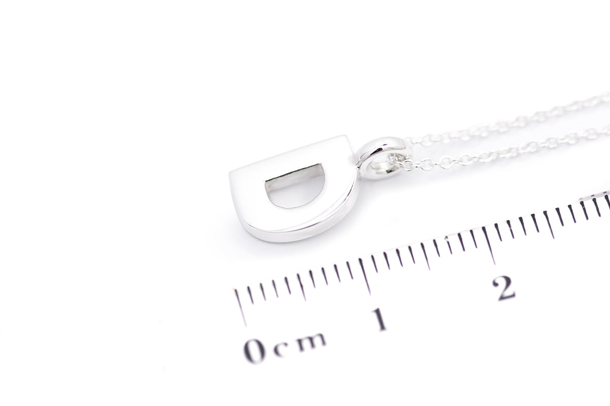Gargantilla con Dije letra "D" en Plata .925 (M35634)