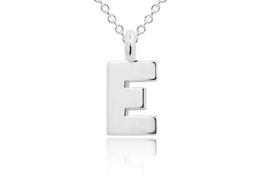 Gargantilla con Dije letra "E" en Plata (M35635)