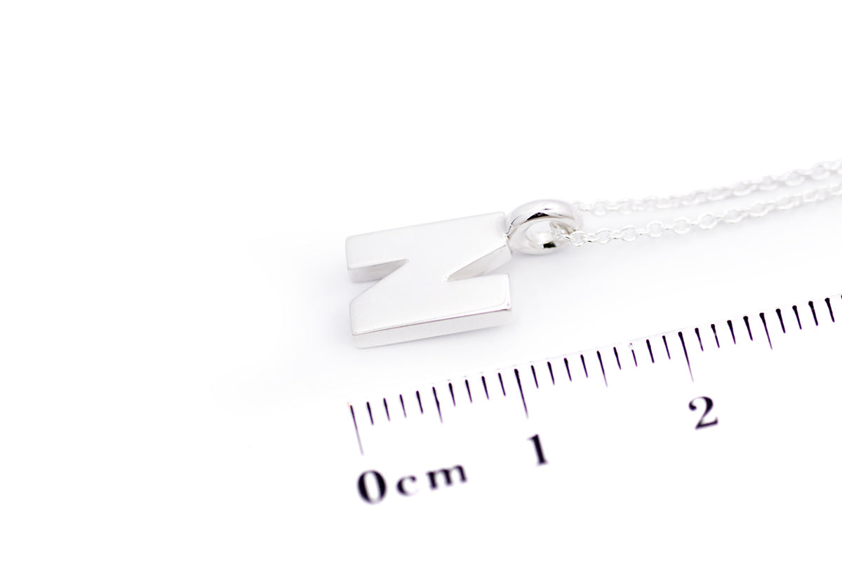 Gargantilla con Dije letra "N" en Plata .925 (M35640)