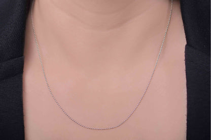 Cadena fabricada en Plata Fina en acabado Esfera Lisa (22611)
