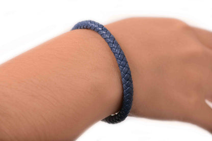 Pulsera De Piel Color Azul Con Plata .925 (M30277)