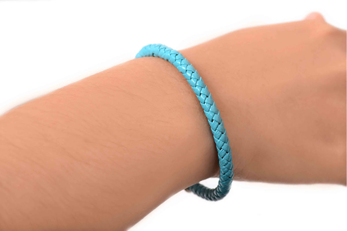 Pulsera de Piel color celeste con Plata .925 (M30279)